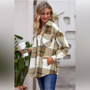Khaki Plaid Wool Blend Oversized Jacket/Shacket/Long-sleeve Button Down, Size L